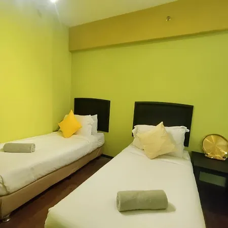 Star Regency By Plush Brinchang Room photo