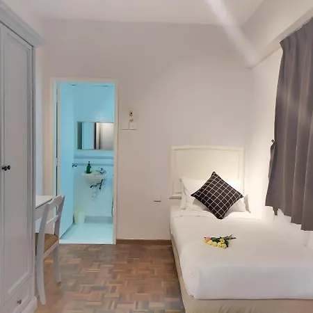 Star Regency By Plush Brinchang Room photo