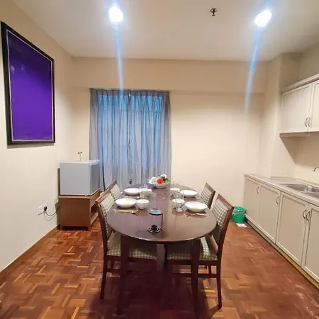 Star Regency By Plush Brinchang Room photo
