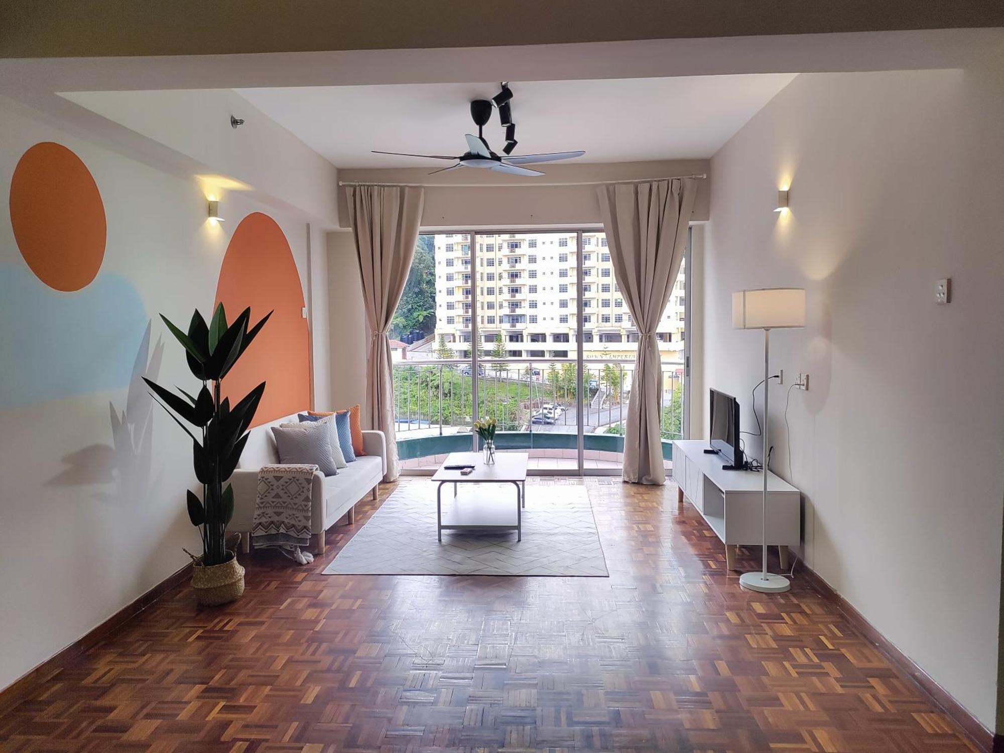 Star Regency By Plush *